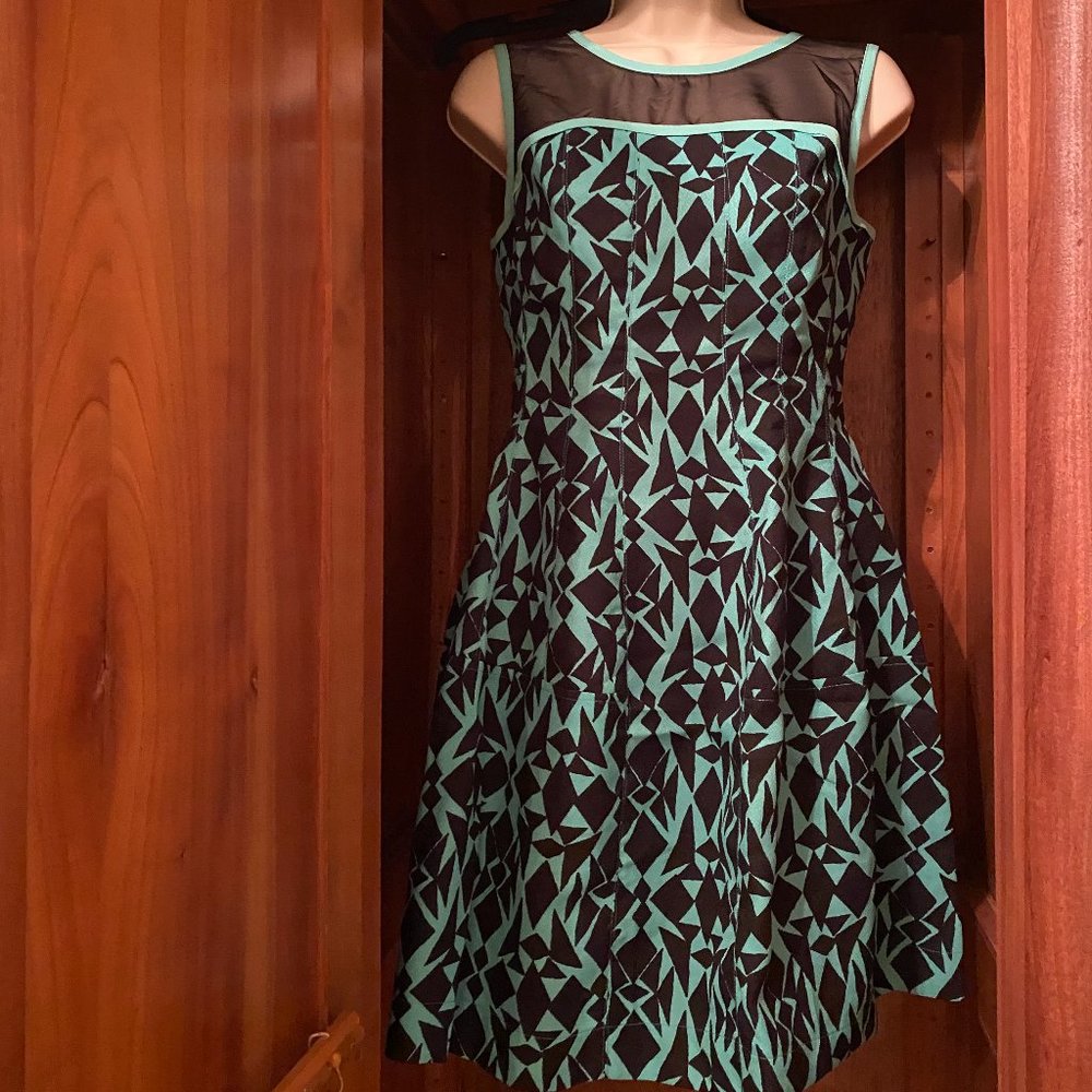 Esley Green and Black Geometric Shape Dress- NWT
